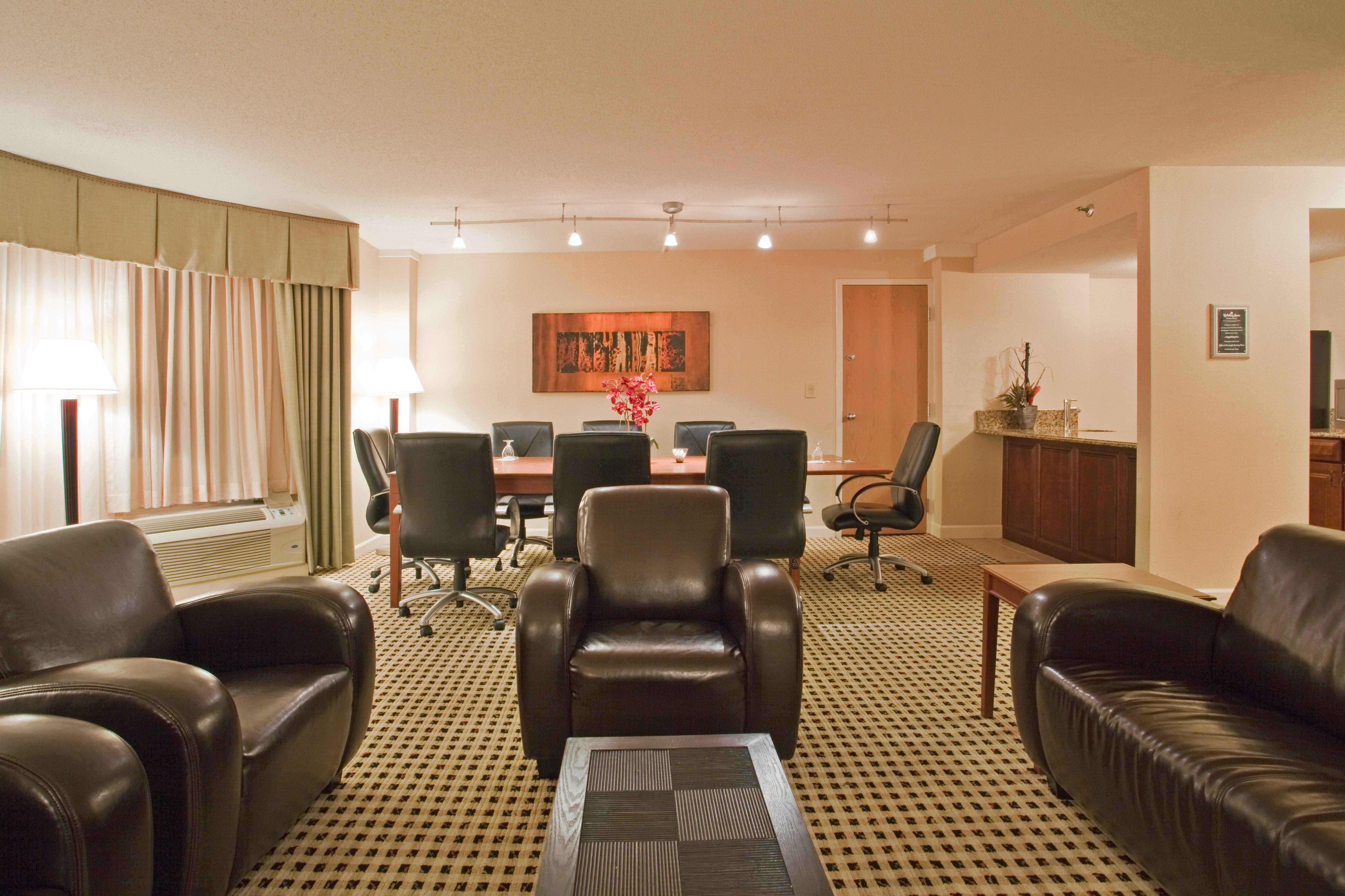 Doubletree By Hilton Charlotte City Center Extérieur photo