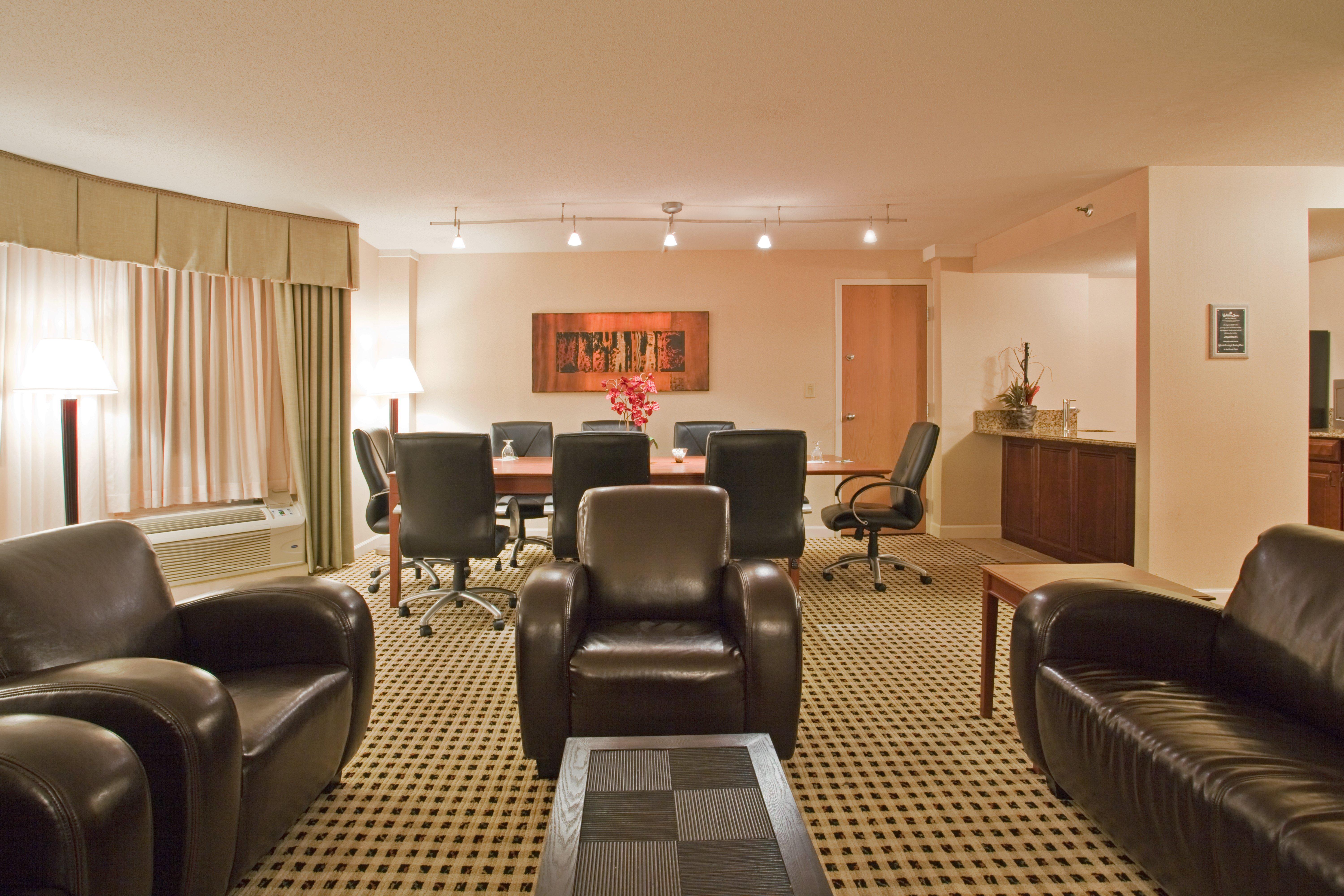 Hotel Doubletree By Hilton Charlotte City Center Extérieur photo