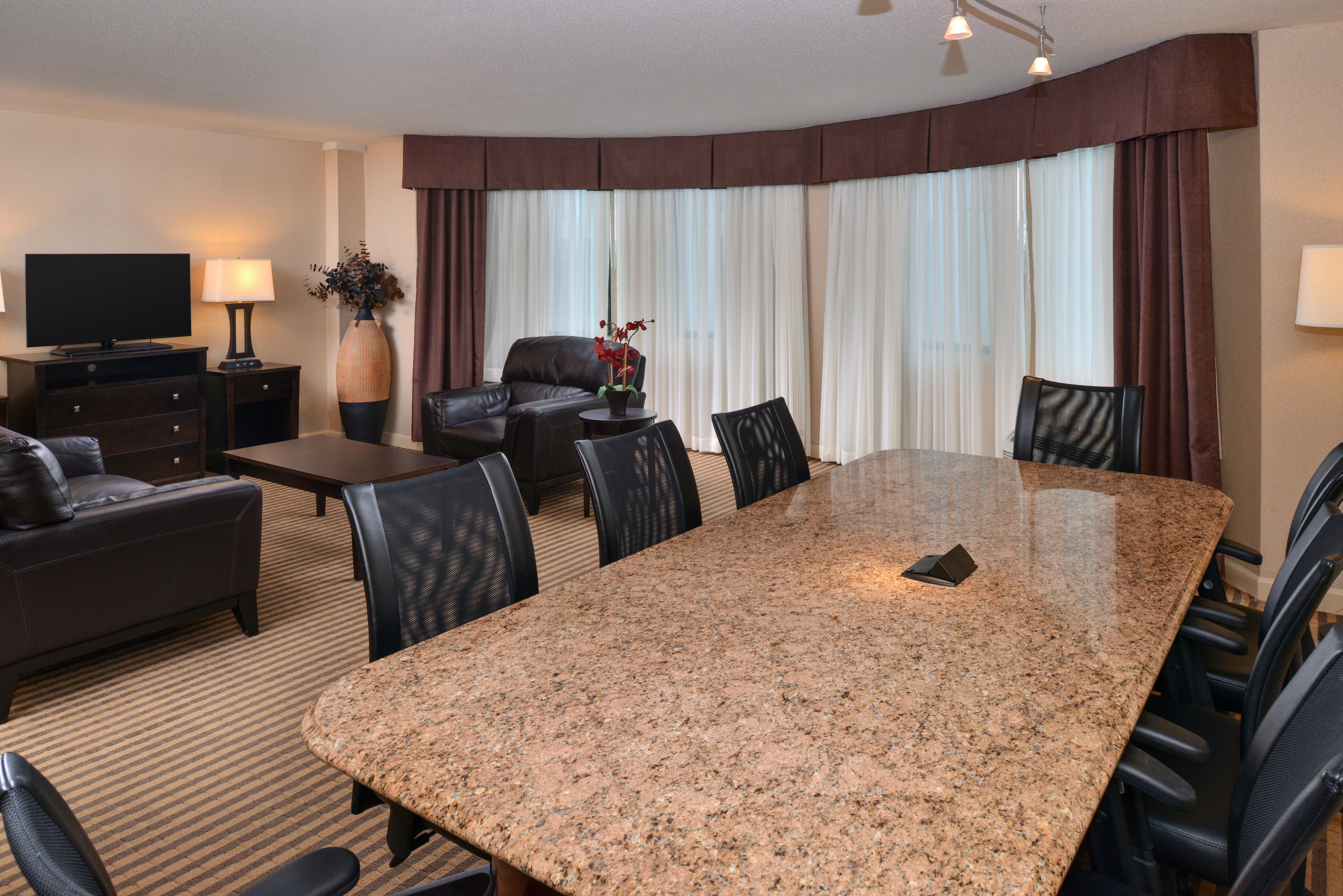 Doubletree By Hilton Charlotte City Center Extérieur photo