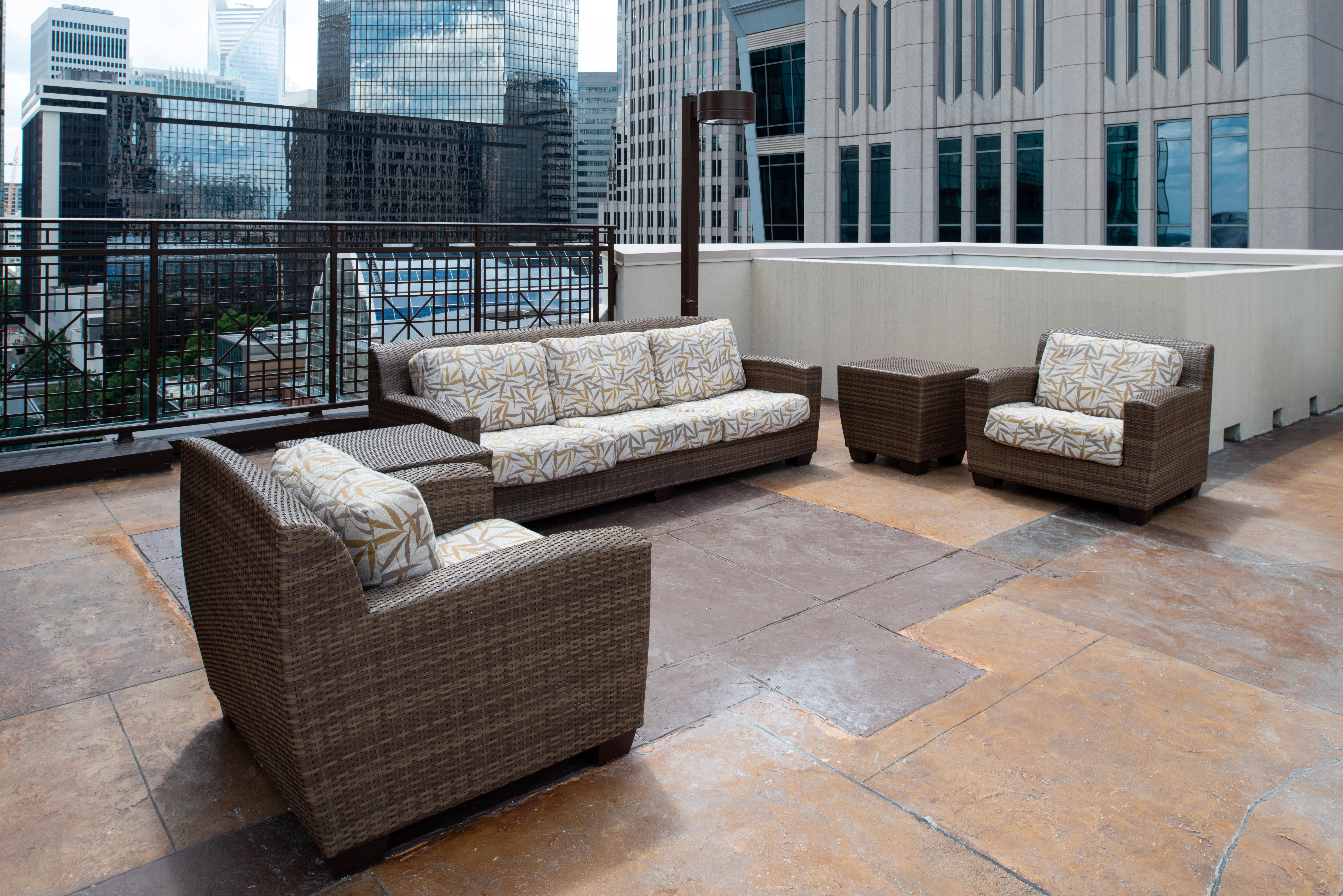 Doubletree By Hilton Charlotte City Center Extérieur photo