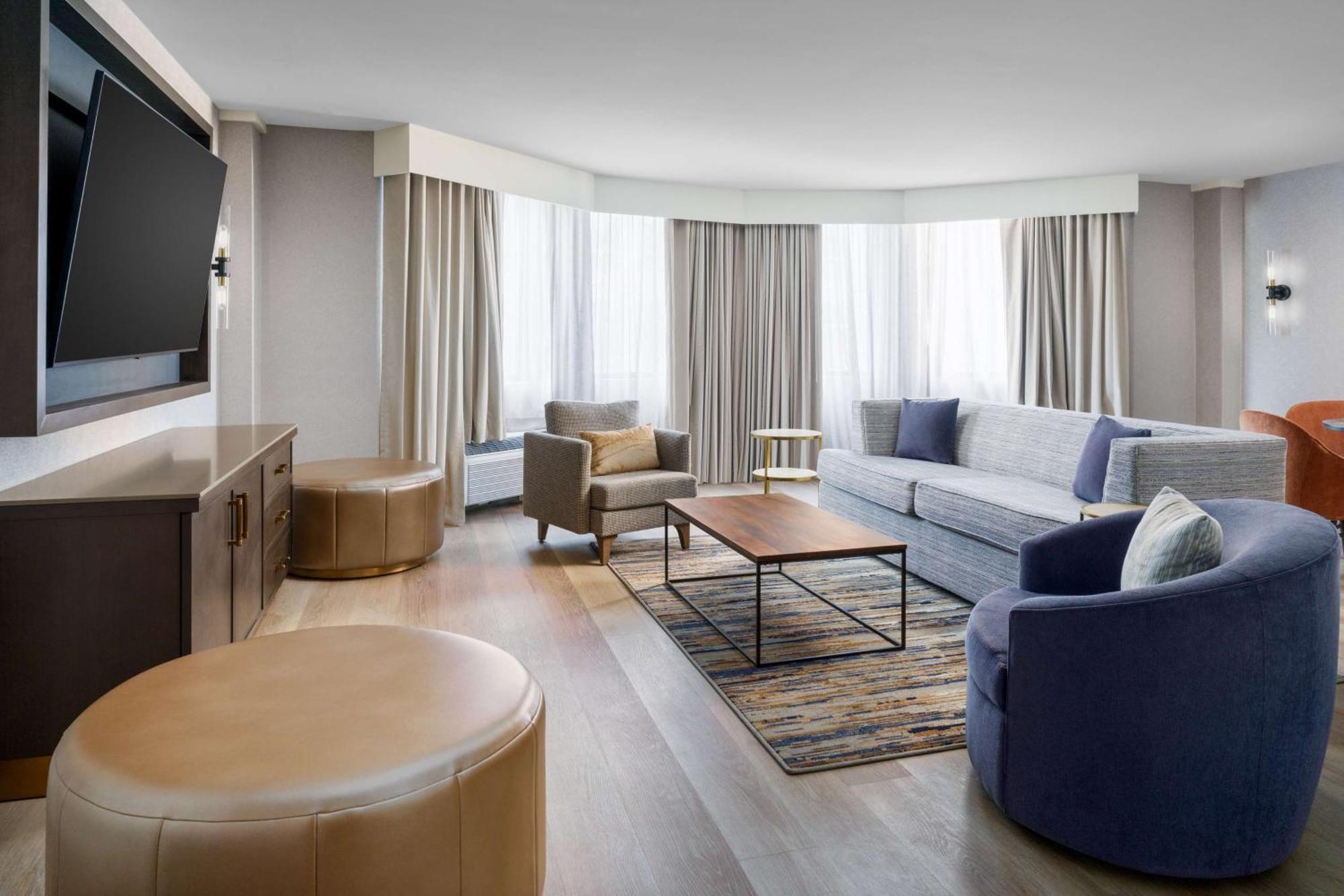 Doubletree By Hilton Charlotte City Center Extérieur photo