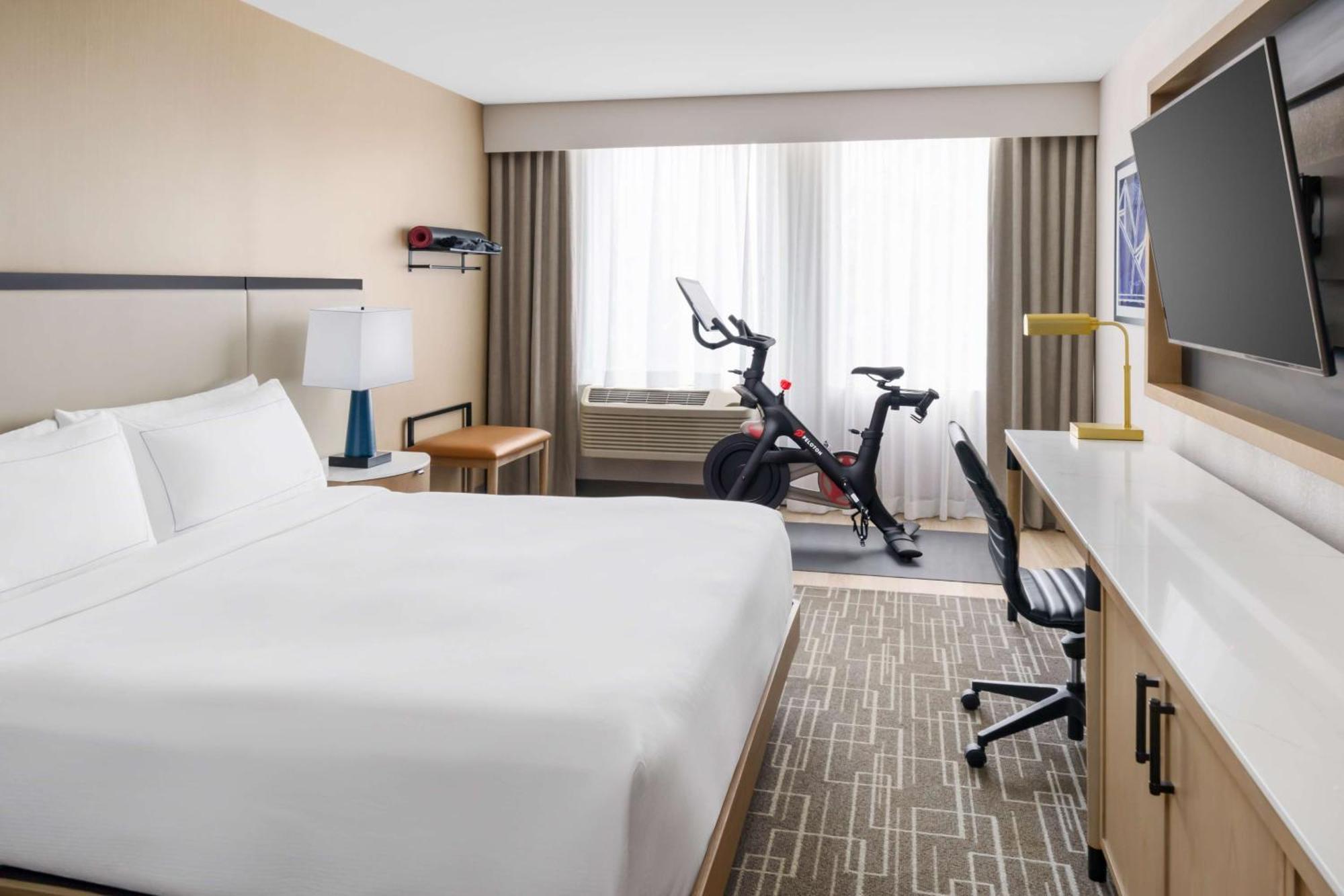Doubletree By Hilton Charlotte City Center Extérieur photo