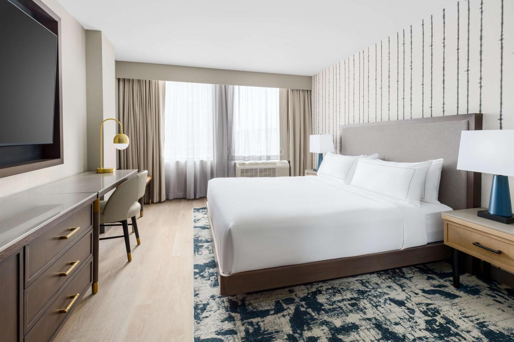 Doubletree By Hilton Charlotte City Center Extérieur photo