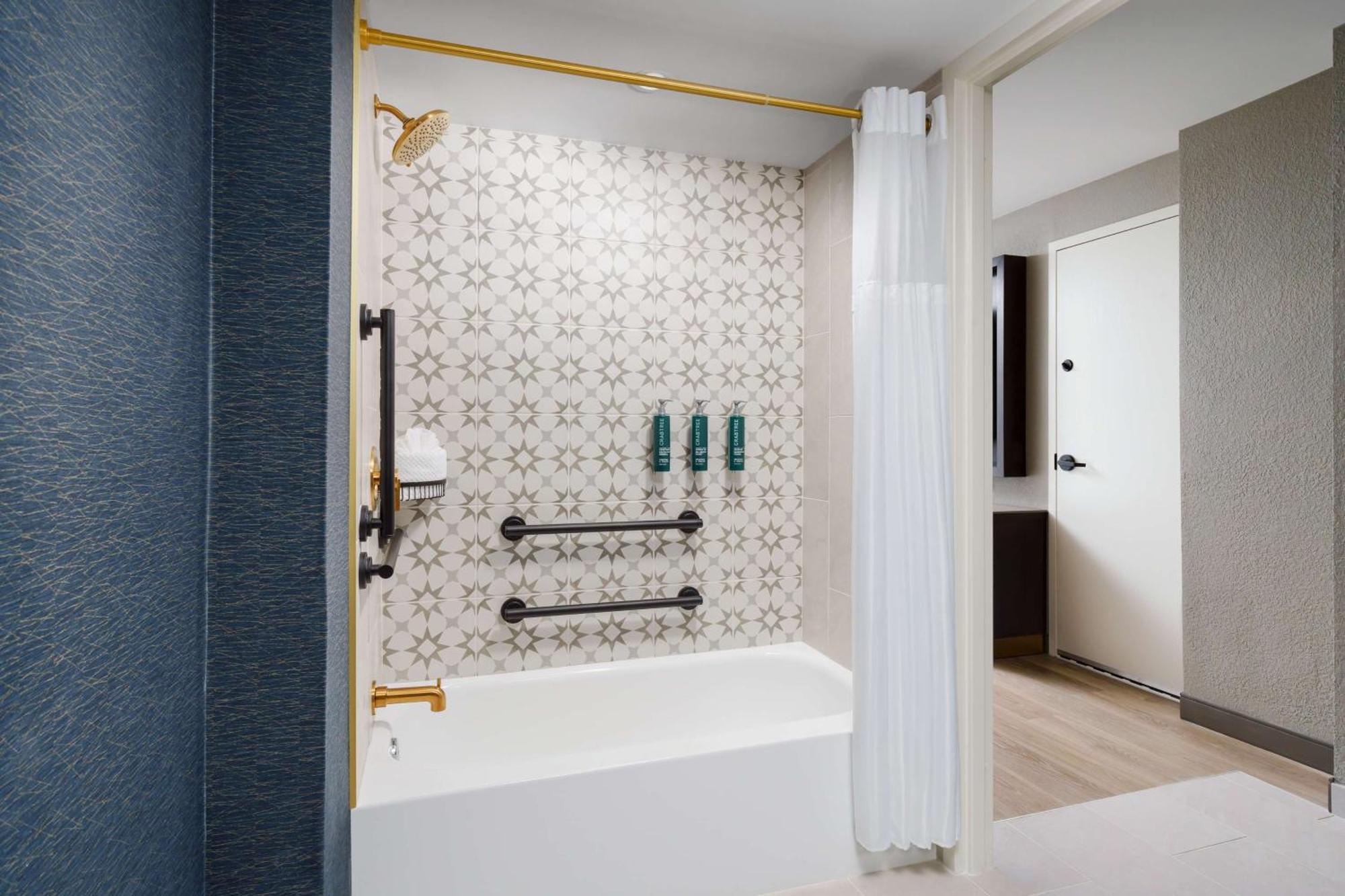Doubletree By Hilton Charlotte City Center Extérieur photo