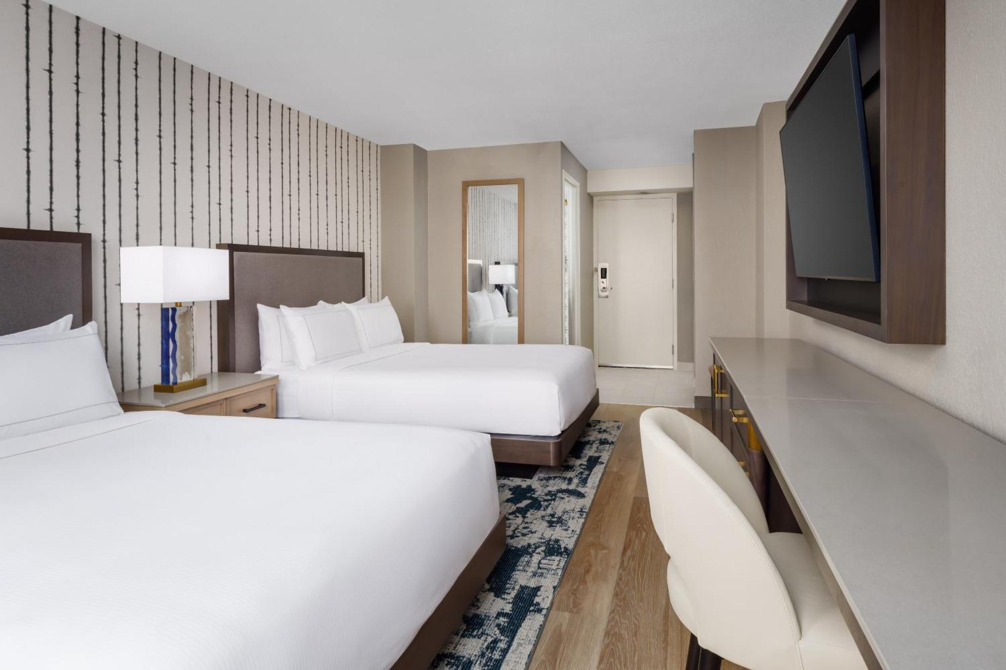 Doubletree By Hilton Charlotte City Center Extérieur photo