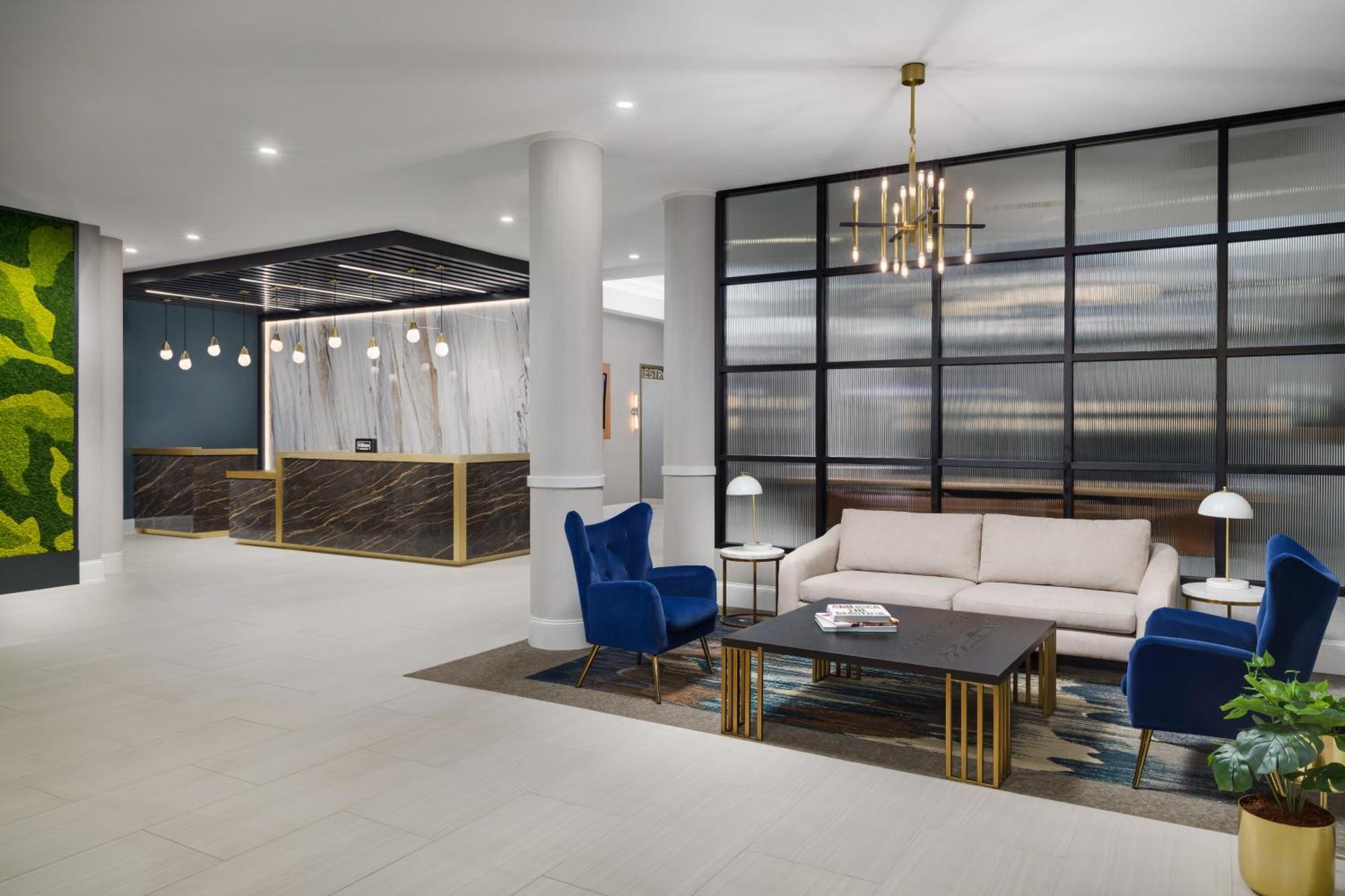 Doubletree By Hilton Charlotte City Center Extérieur photo