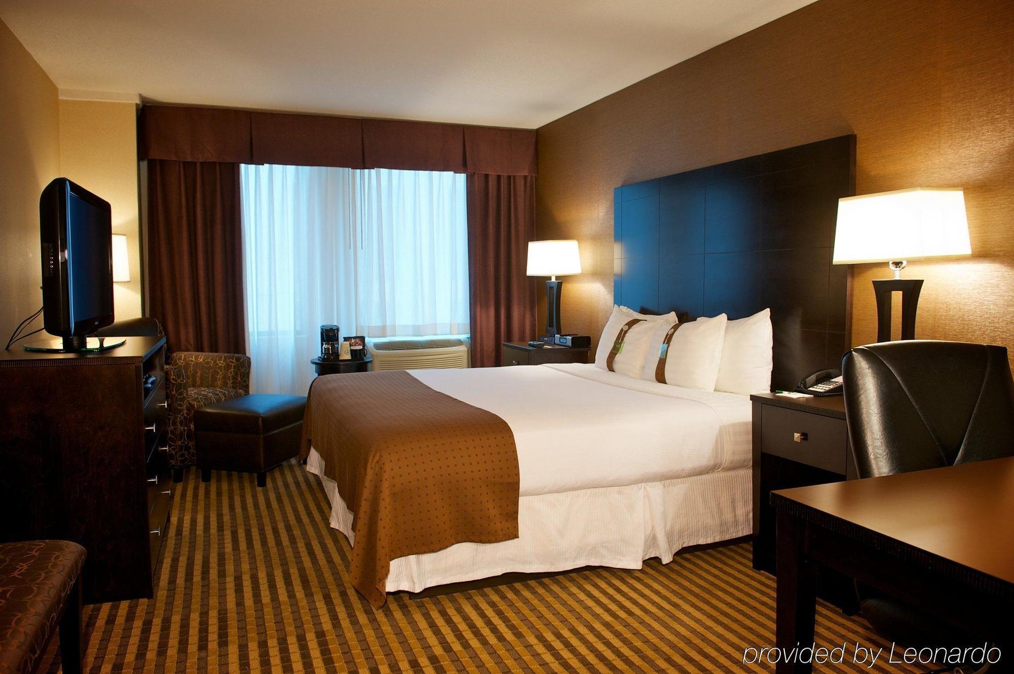 Hotel Doubletree By Hilton Charlotte City Center Extérieur photo